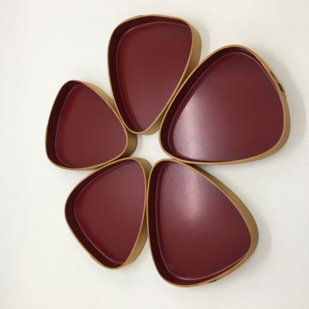   秋田杉による大館曲げわっぱ 幸助曲げ師  丸盆と小皿５枚 