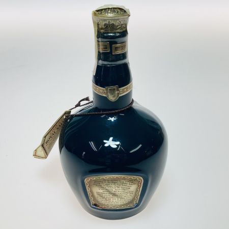  ROYAL SALUTE(CHIVAS REGAL) ロイヤルサルート 21年 スコッチ ウイスキー 700ml 40% 青陶器ボトル 巾着付き 未開栓