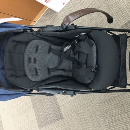  Combi コンビ  A型ベビーカー Switch エッグショック AS 17562