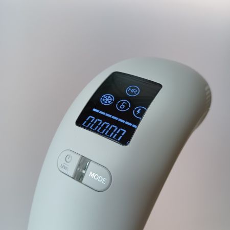  STELLA BEAUTE ステラボーテ IPL光美容器 フラッシュ式 SB-IFD02-WH マットホワイト