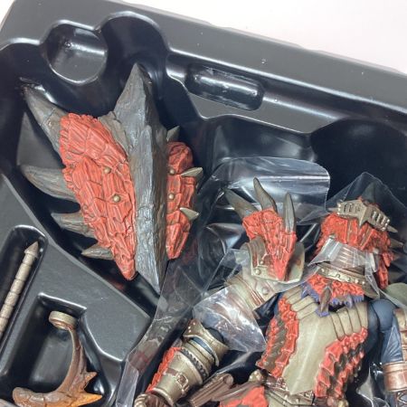  海洋堂 リボルテックヤマグチ No.123 ハンター男剣士 レウスシリーズ フィギュア モンスターハンター