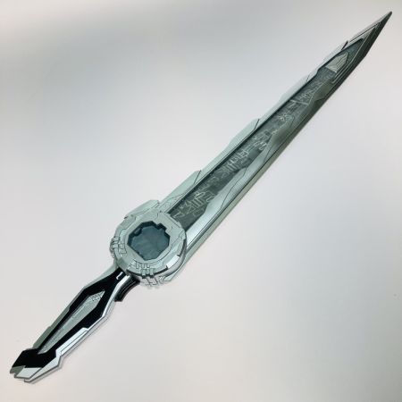   仮面ライダーセイバー 究極大聖剣 火炎剣烈火 水勢剣流水 雷鳴剣黄雷 エンブレムセット タバコ臭有