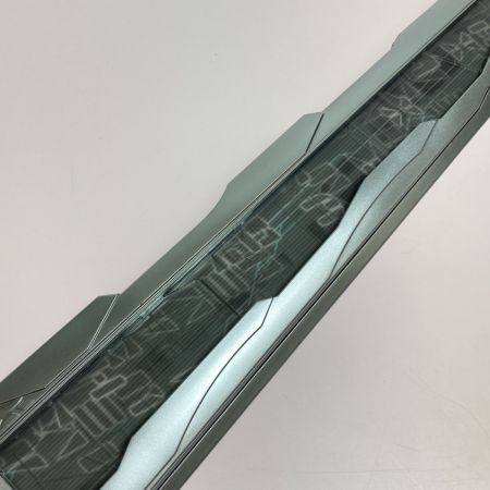   仮面ライダーセイバー 究極大聖剣 火炎剣烈火 水勢剣流水 雷鳴剣黄雷 エンブレムセット タバコ臭有