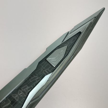   仮面ライダーセイバー 究極大聖剣 火炎剣烈火 水勢剣流水 雷鳴剣黄雷 エンブレムセット タバコ臭有