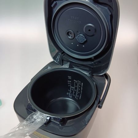  ZOJIRUSHI CORPORATION 象印 極め炊き 豪炎かまど釜 圧力IH炊飯ジャー 1升 NW-JX18-BA ブラック