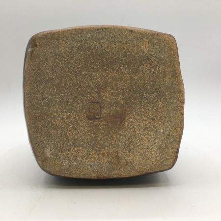   益子焼 木村充作 並白笹絵篇壺 共箱付 中古品