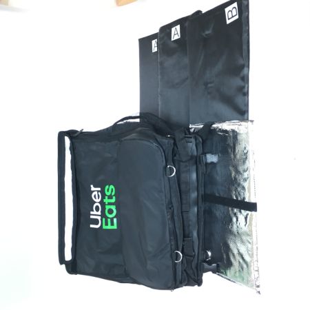  uber eats ウーバーイーツ  配達用　リュック バックパック 保冷バッグ  配達用バッグ。