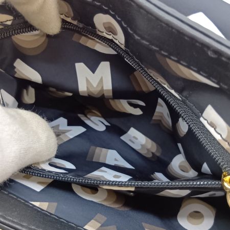  MARC JACOBS マークジェイコブス ショルダーバッグ 斜め掛けバッグ M0016396 ブラック