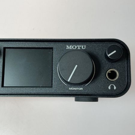  MOTU M2 2in 2out USB-C オーディオインターフェース 本体のみ 通電のみ確認 ジャンク M2