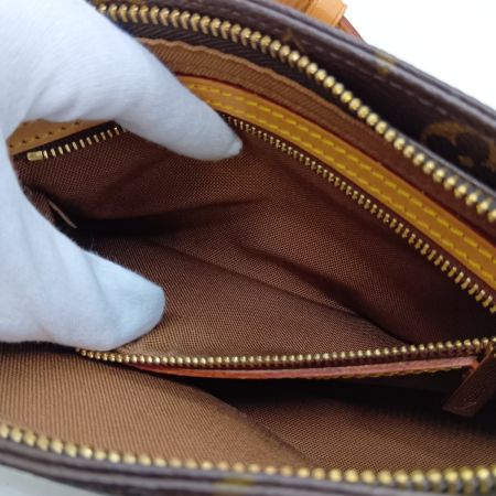  LOUIS VUITTON ルイヴィトン モノグラム トロター ショルダーバッグ M51240 ブラウン
