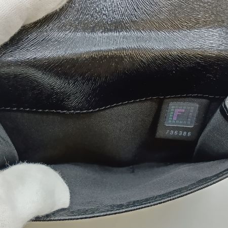  FENDI フェンディ 2つ折り財布 ブラック
