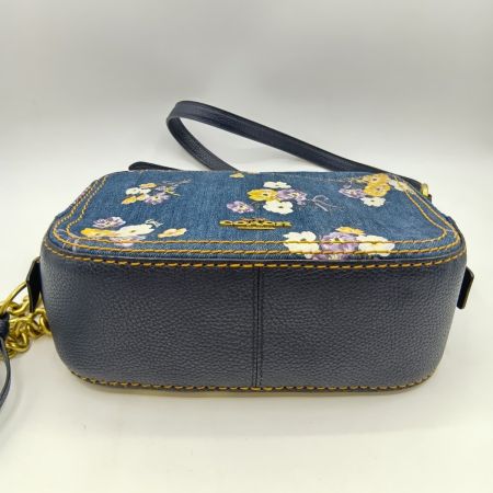  COACH コーチ ショルダーバッグ カメラバッグ デニム フローラル タッセル 68226 ブルー