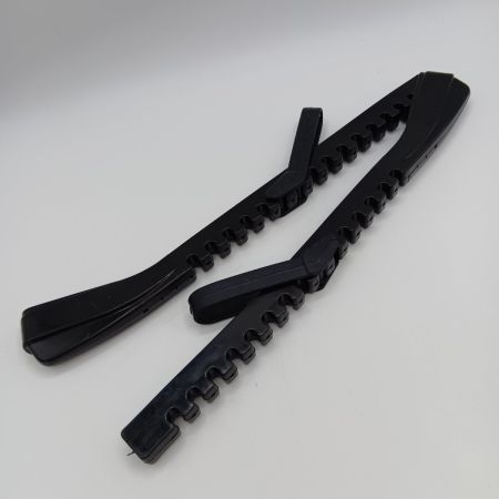  CCM シーシーエム アイスホッケースケート 25cm ブレード 28cm エッジカバー付