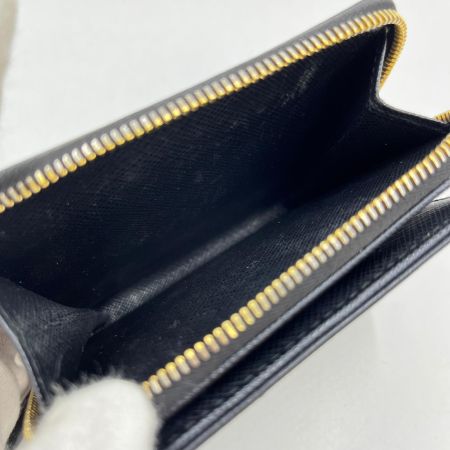  PRADA プラダ 2つ折り財布 1ML522 ブラック