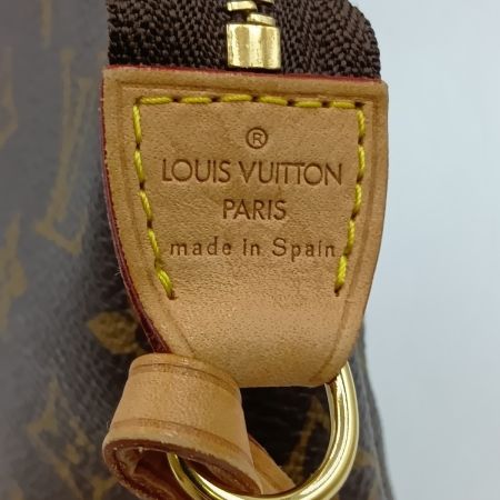 LOUIS VUITTON ルイヴィトン モノグラム ポシェットアクセソワール アクセサリーポーチ M51980 ブラウン