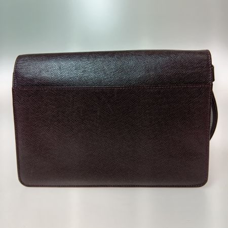  LOUIS VUITTON ルイヴィトン タイガ クラド セカンドバッグ クラッチバック M30196 アカジュー