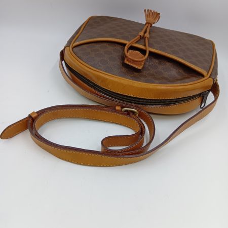  CELINE セリーヌ マカダム ショルダーバッグ F/10 ブラウン