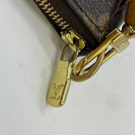  LOUIS VUITTON ルイヴィトン モノグラム アクセサリーポーチ M51980