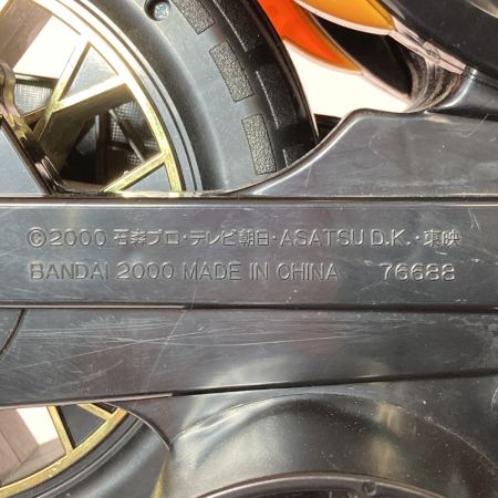   仮面ライダークウガ 乗用ビートチェイサー2000 破損有 詳細要読 ジャンク