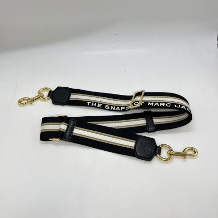  MARC JACOBS マークジェイコブス  ショルダーバッグ スナップショット M0012007 アイボリー×ブラック