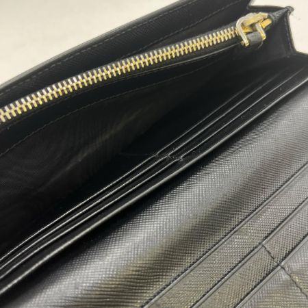 PRADA プラダ  長財布　1MH132　ブラック キズ・ヨゴレ有  1MH132 ブラック