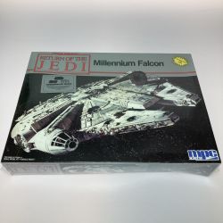 ◎◎  プラモデル スターウォーズ ジェダイの復讐 ミレニアムファルコン Cランク