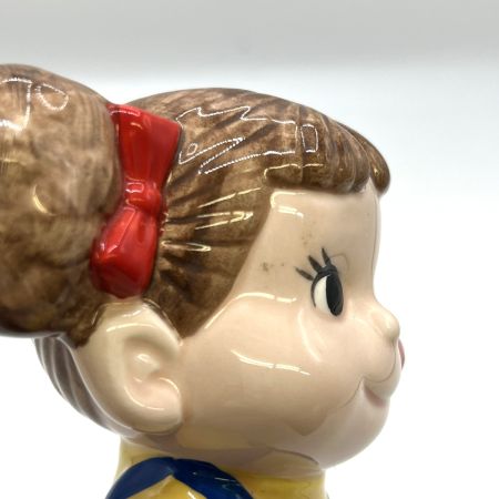  不二家ペコちゃん貯金箱 陶器製 昭和レトロ 青いオーバーオール