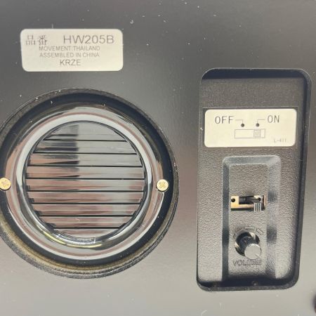  SEIKO セイコー  EMBLEM 電波置時計HW205B ブラウン x ゴールド