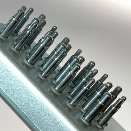  SALONIA EMS リフトブラシ EMS美顔器 美容ブラシ 動作確認済 SAL22206SL