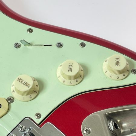  FENDER フェンダ Squier Stratocaster ストラトキャスター エレキギター バックパネル欠品 動作未確認 ジャンク