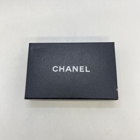  CHANEL シャネル カードケース　レザー 7461027  レッド 箱・ギャランティカード付