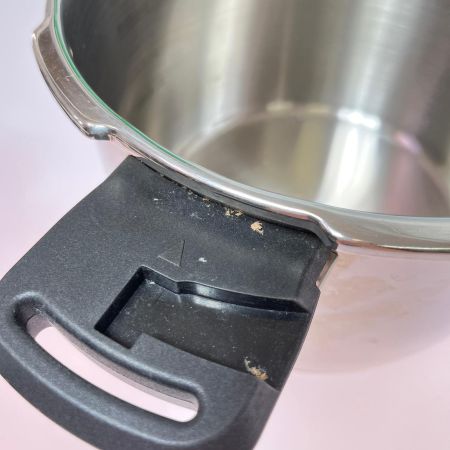   ワンダーシェフ 魔法のクイック料理  圧力鍋5.5L　AQDA55