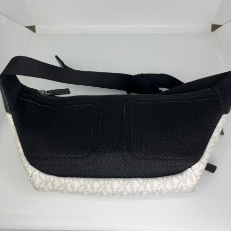  MICHAEL KORS マイケルコース COOPER UTILITY BELT BAG ユーティリティ ベルトバッグ ウエストポーチ 37U1LCOY9B ホワイト 布袋付