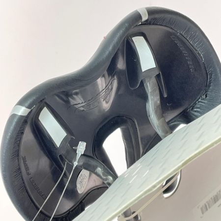  Selle Italia SLR KIT CARBONIO FLOW ロードバイク用サドル 135g