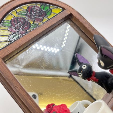  スタジオジブリ 魔女の宅急便 スタンドミラーものおもいの窓辺