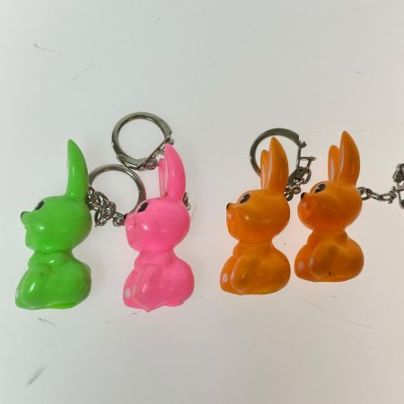 レトロ サトちゃん ピョンちゃん　ストラップ　キーホルダー　セット  キズ　汚れ　色褪せあり