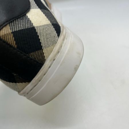 BURBERRY LONDON バーバリーロンドン  チェック　スニーカー　箱付き　底裏汚れ　かかと減り有　使用感有
