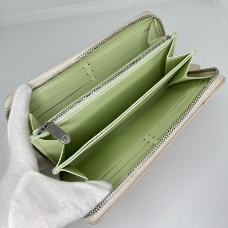 LOUIS VUITTON ルイヴィトン マヒナ リバース ジッピーウォレット 長財布 M83029 アイボリー 箱・布袋付