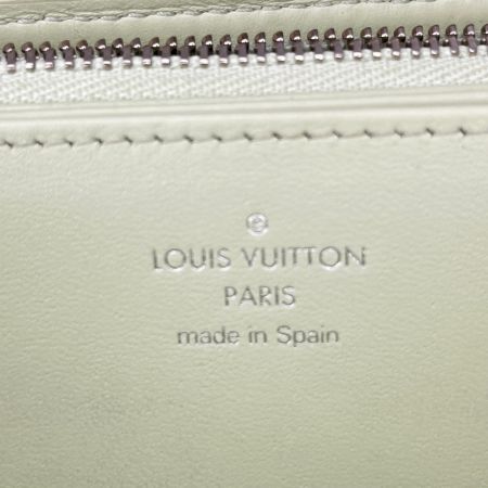 LOUIS VUITTON ルイヴィトン マヒナ リバース ジッピーウォレット 長財布 M83029 アイボリー 箱・布袋付