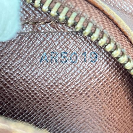 LOUIS VUITTON ルイヴィトン モノグラム オルセー セカンドバッグ M51790 ブラウン 剥がれ有