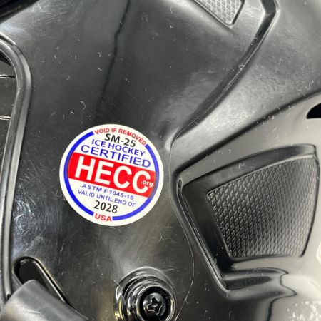 CCM シーシーエム ホッケーヘルメット　RC064912000Ⅿ　サイズⅯ　箱付き ブラック