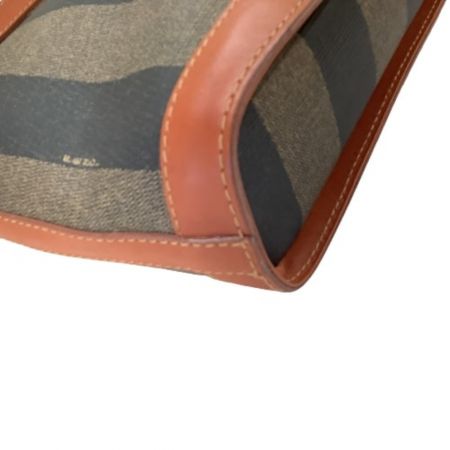  FENDI フェンディ ショルダーバッグ 