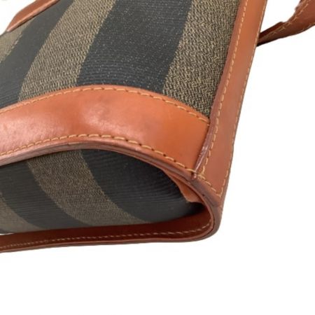  FENDI フェンディ ショルダーバッグ 