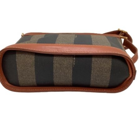  FENDI フェンディ ショルダーバッグ 