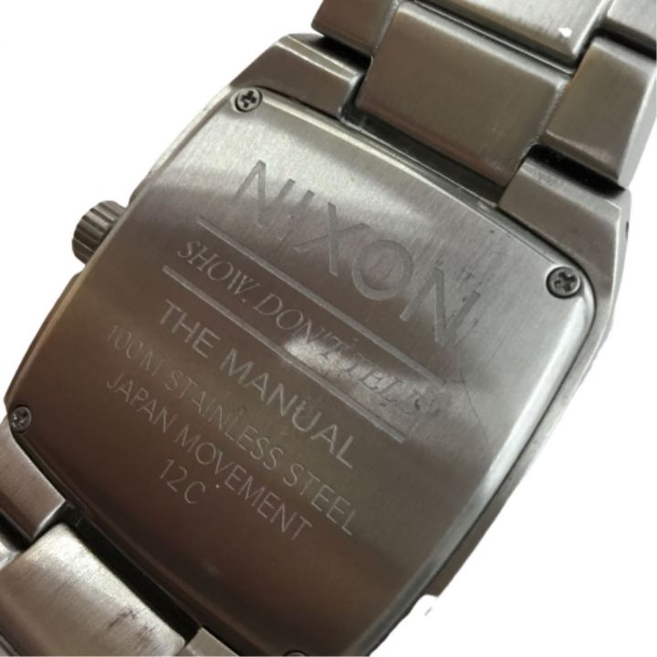 時計 ストア 電池 nixon