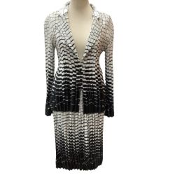 ♪♪ SPECCHIO スペッチオ セットアップ カットソー スカート SIZE 40 プリーツ グラデーション ホワイト×ブラック Bランク