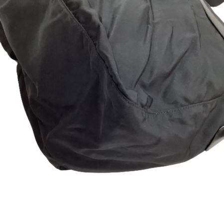  PRADA プラダ ショルダーバッグ メッセンジャーバッグ ナイロン ブラック