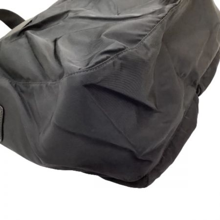  PRADA プラダ ショルダーバッグ メッセンジャーバッグ ナイロン ブラック