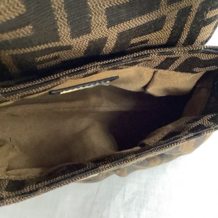  FENDI フェンディ レディース ハンドバッグ ミニバッグ ポーチ ズッカ ブラック