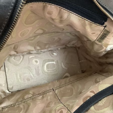 IBIZA イビサ レディース ハンドバッグ 編み込みレザー ハロウィンチャーム付き ブラック